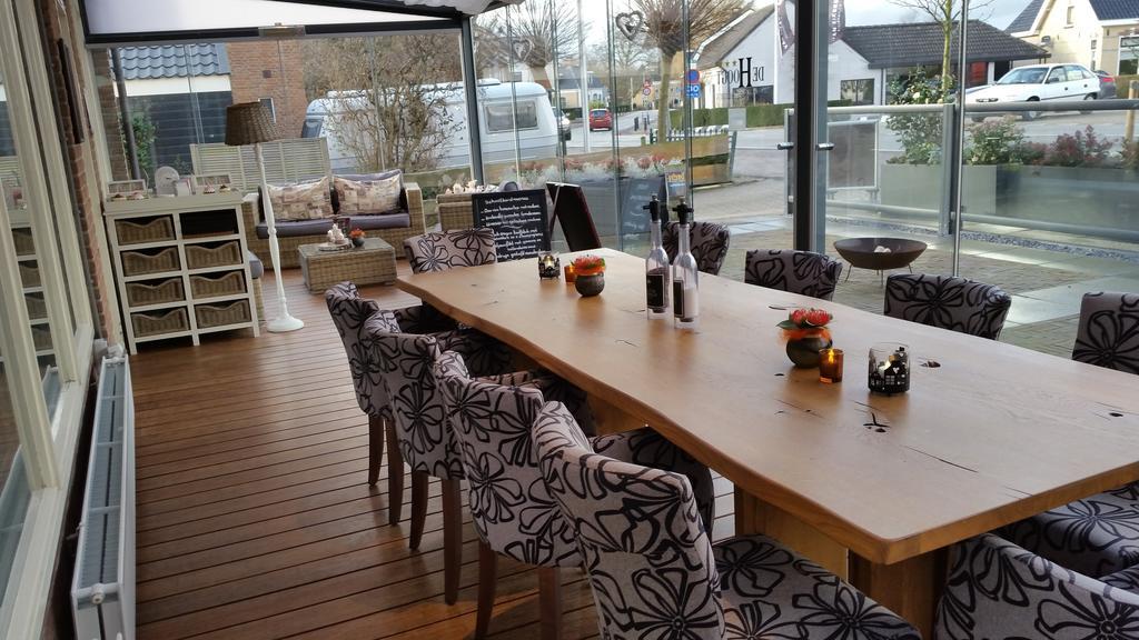 Hotel Restaurant De Hoogt Maasdam エクステリア 写真