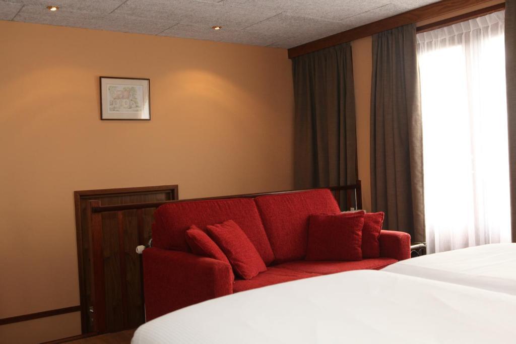 Hotel Restaurant De Hoogt Maasdam 部屋 写真
