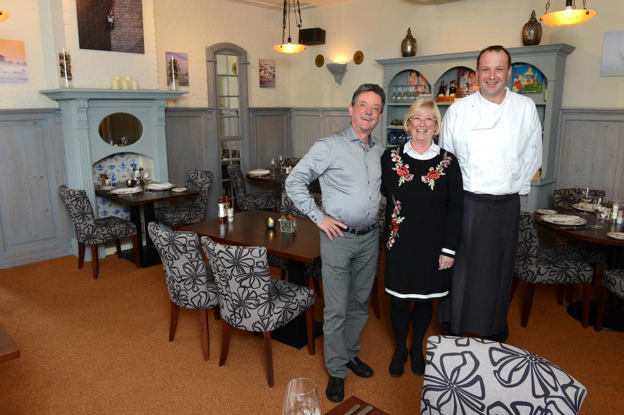 Hotel Restaurant De Hoogt Maasdam エクステリア 写真
