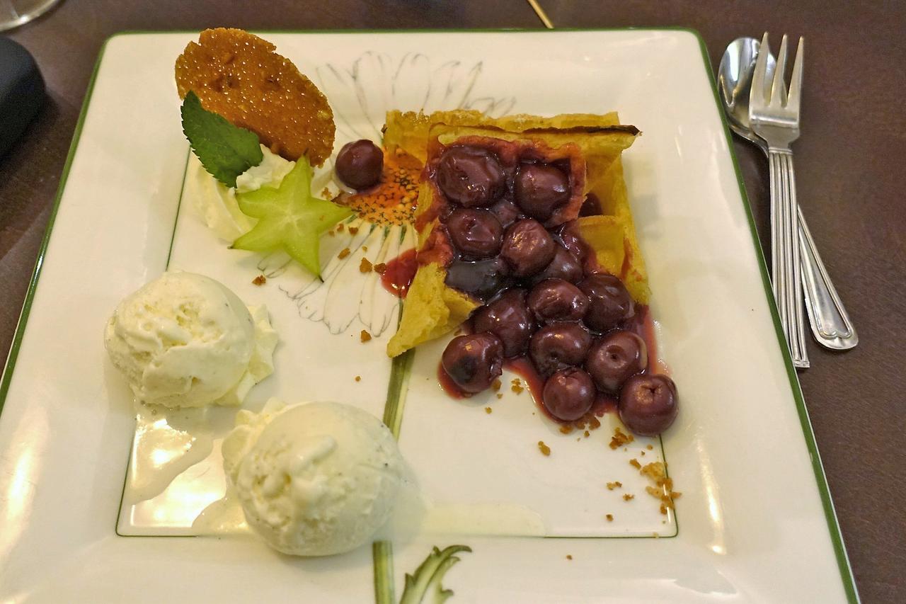 Hotel Restaurant De Hoogt Maasdam エクステリア 写真
